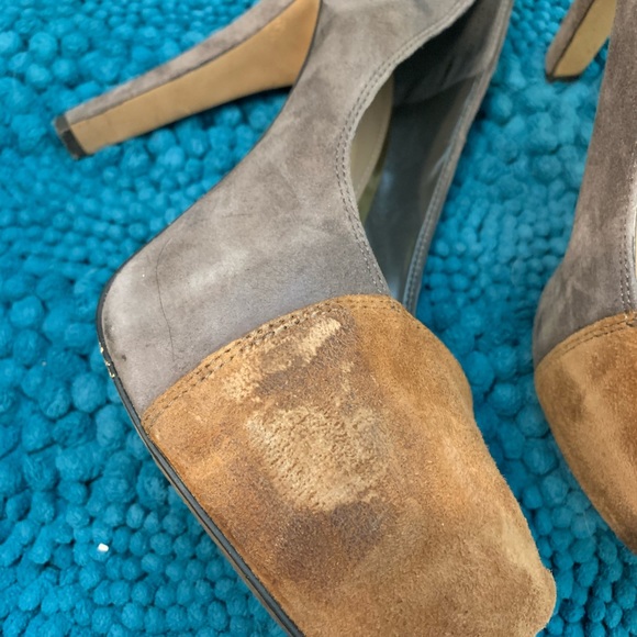 Jessica Simpson charcoal & tan heel - Picture 3 of 8